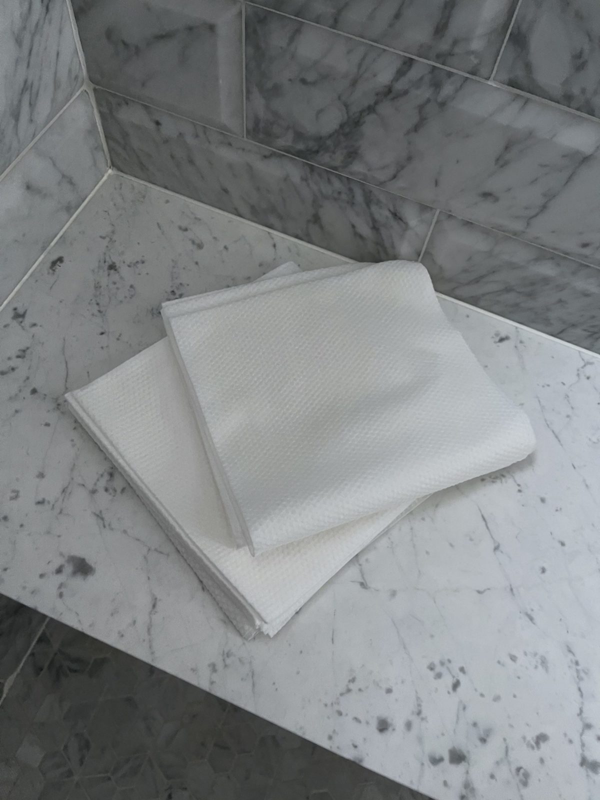 Wegwerphanddoek 140x80 wit